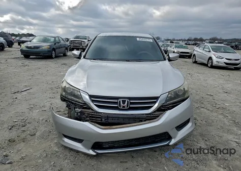 2013 Honda Accord Lx z USA, uszkodzony, nr VIN 1HGCR2F31DA088400